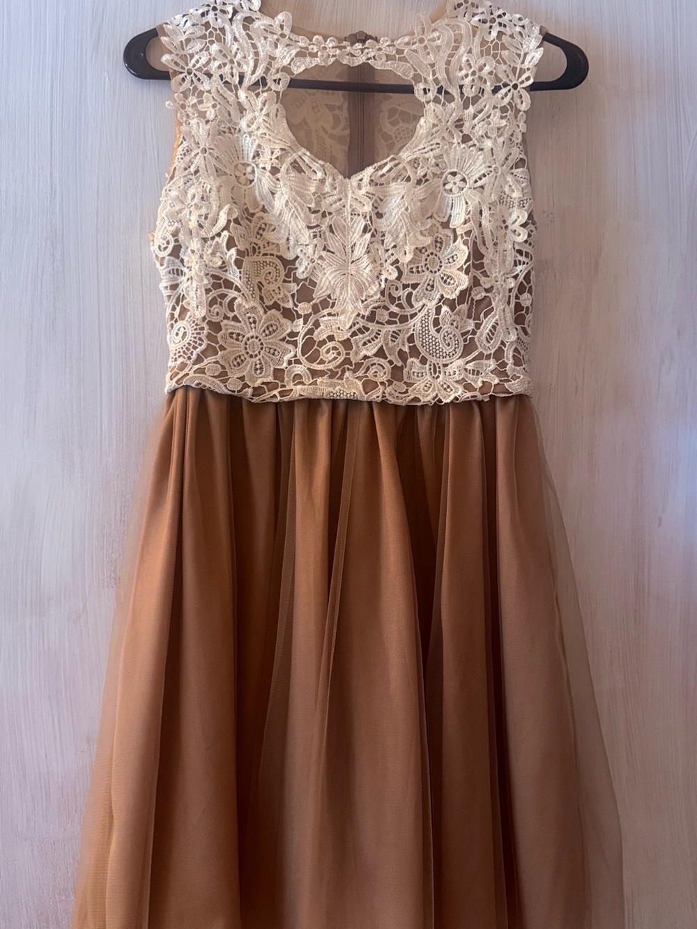 Girls Ivory Lace Bodice and Brown Tulle Skirt Dress